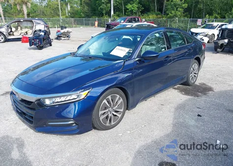 2020 Honda Accord z USA, uszkodzony, nr VIN 1HGCV3F15LA008238